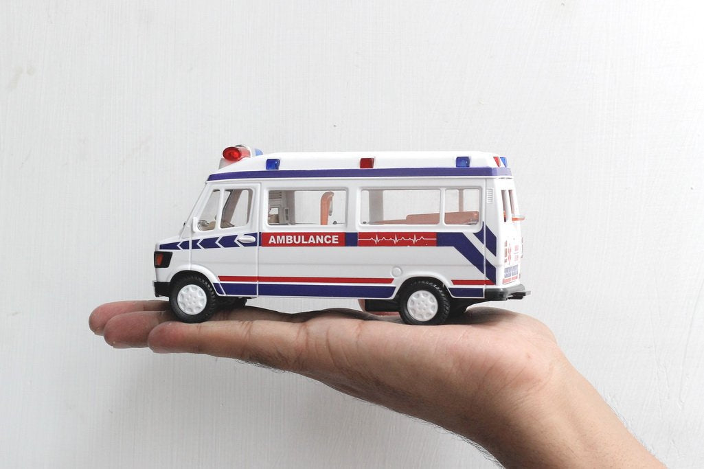 Centy Toys Tmp 207 Ambulance,Plastic,White - MRGTOYS