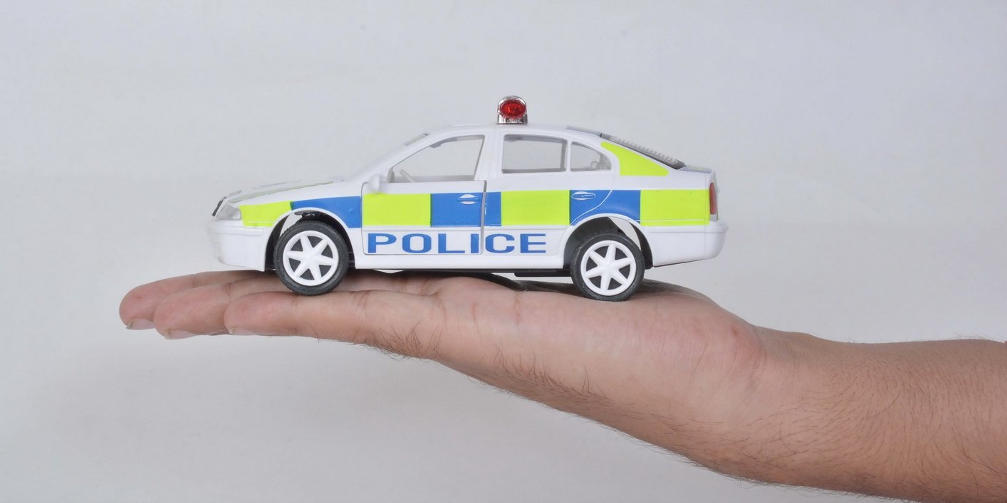 Centy Toys Hot Pursuit UK Police (Color May Vary) - MRGTOYS