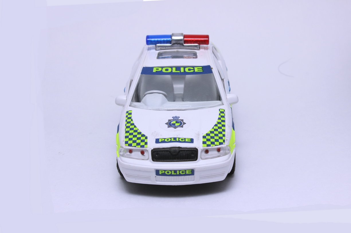 Centy Toys Hot Pursuit UK Police (Color May Vary) - MRGTOYS