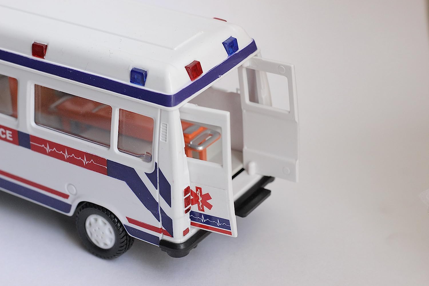 Centy Toys Tmp 207 Ambulance,Plastic,White - MRGTOYS